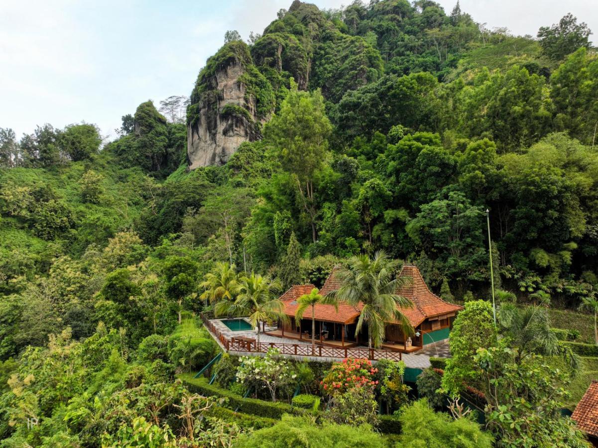 Villa Borobudur Resort Magelang Esterno foto
